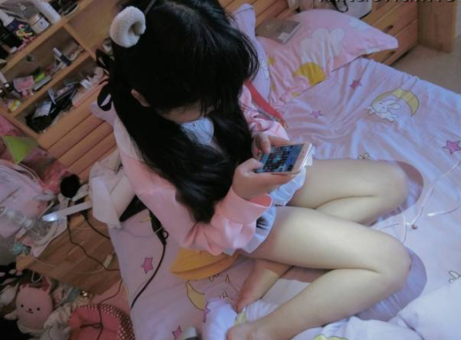 萝莉少女控清纯音波萝莉酱清纯校园写真套图合集下载 萝莉少女控清纯音波萝莉酱清纯校园写真套图合集下载