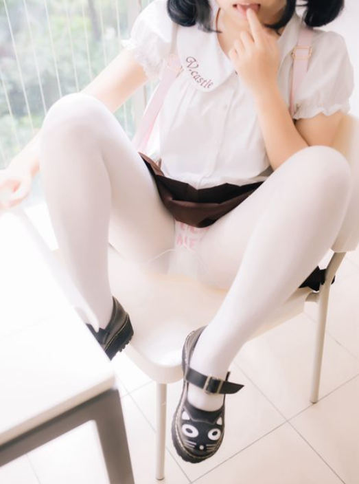 萝莉少女控清纯音波萝莉酱清纯校园写真套图合集下载