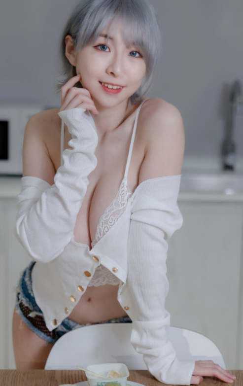 黎菲儿 暗黑小恶魔诱惑写真图片以及视频资源合集