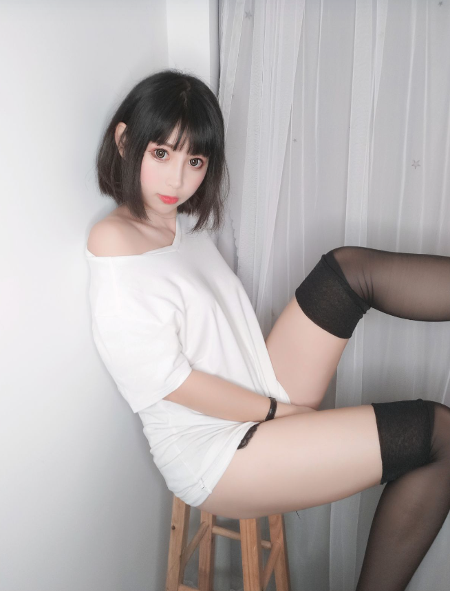 黑米粥(小酥酱) 午夜赛道精灵!性感赛车兔女郎写真图片以及视频合集 黑米粥(小酥酱) 午夜赛道精灵!性感赛车兔女郎写真图片以及视频合集