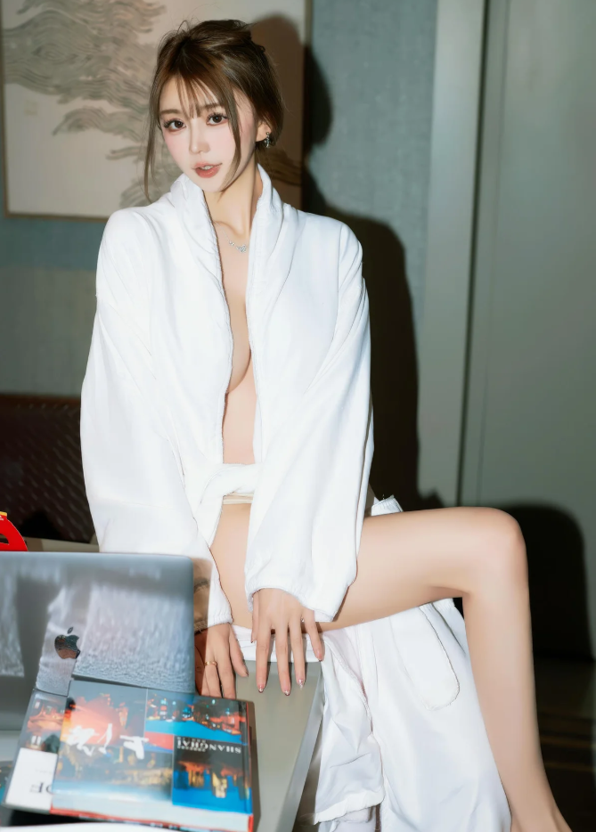 私房照片 Zoe柚柚 秀人网写真图包合集下载