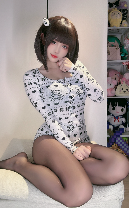 撩人miko酱ww 曲线密码写真资源合集下载 撩人miko酱ww 曲线密码写真资源合集下载