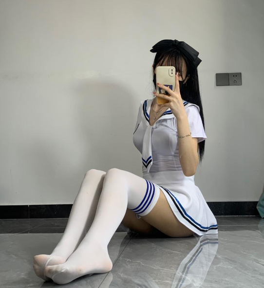 白丝美腿福利 微密圈 神秘不吃瑜丸啊学园风白丝自拍写真图包合集下载 白丝美腿福利 微密圈 神秘不吃瑜丸啊学园风白丝自拍写真图包合集下载