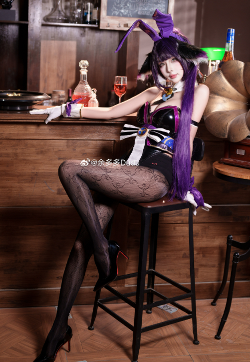 黑丝美腿福利 魅惑余多多dudu紫魅兔女郎写真资源合集下载