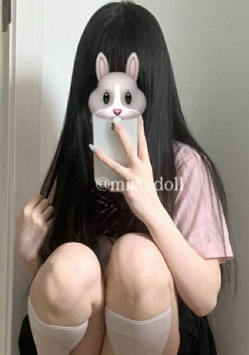 制服诱惑 困困熊校服少女写真套图合集下载