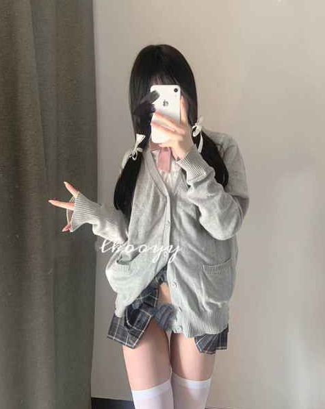 制服诱惑 困困熊校服少女写真套图合集下载 制服诱惑 困困熊校服少女写真套图合集下载