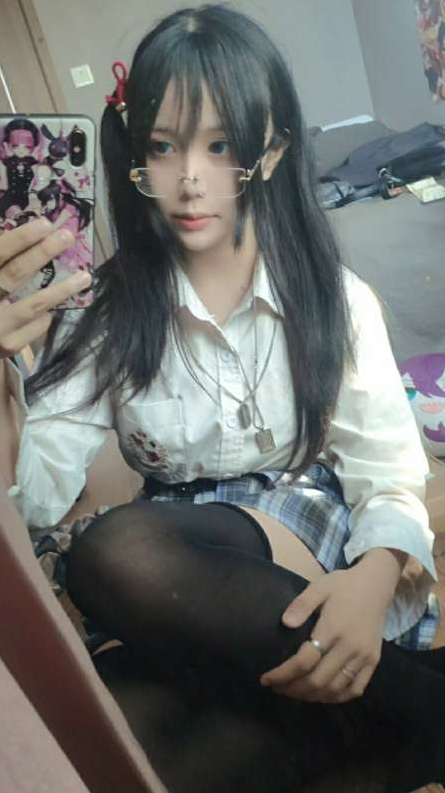 萝莉少女控 学妹风宿野suye JK制服日常自拍写真图包合集下载 萝莉少女控 学妹风宿野suye JK制服日常自拍写真图包合集下载