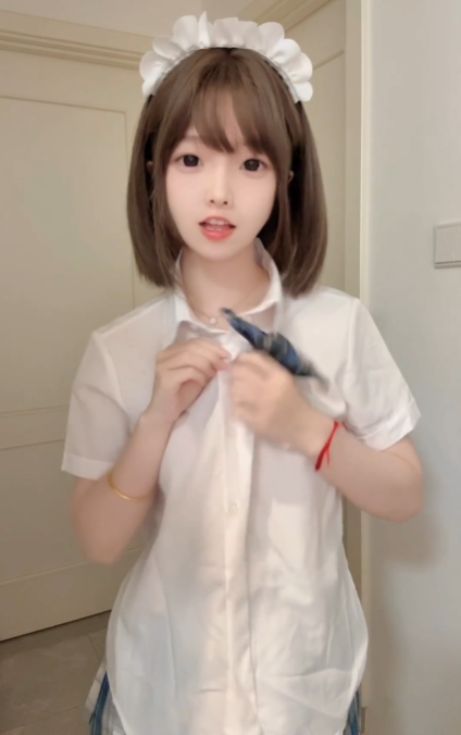 萝莉少女控微密圈娇俏抖音 妃妃酱女仆学园风写真图包合集下载 萝莉少女控微密圈娇俏抖音 妃妃酱女仆学园风写真图包合集下载