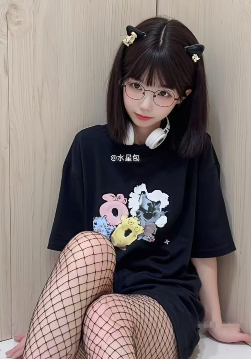 黑丝美腿福利 微密圈 甜酷抖音 安然同学猫系少女渔网诱惑写真图片以及视频合集