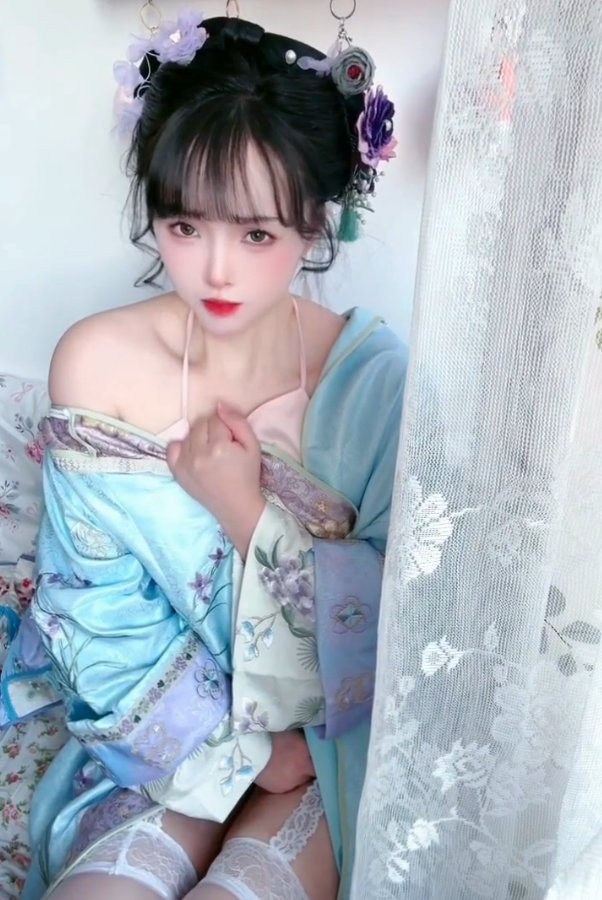 白丝萝莉控 微密圈 娇俏抖音 枝枝栗子古典汉服写真资源合集下载 白丝萝莉控 微密圈 娇俏抖音 枝枝栗子古典汉服写真资源合集下载