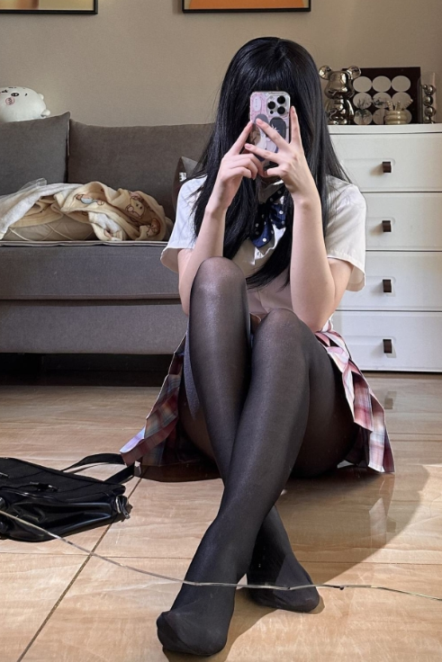 萝莉少女控 微密圈 抖音 汐娜 神秘猫耳居家诱惑写真套图合集下载