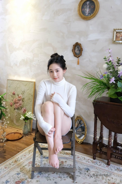 美足控福利 微密圈 抖音 汤圆啊合集 慵懒 午后时光 写真资源合集下载