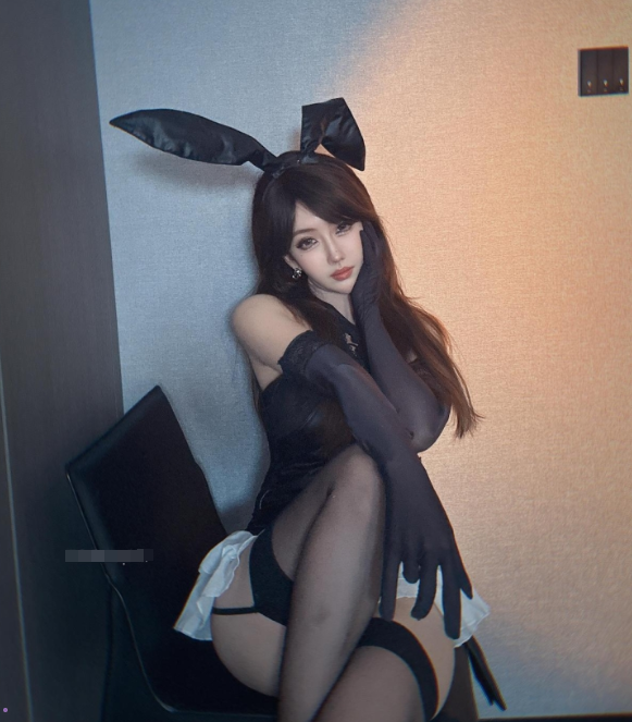 制服诱惑微密圈魅惑野结白兔女郎写真套图合集下载 制服诱惑微密圈魅惑野结白兔女郎写真套图合集下载