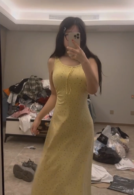 私房照片 微密圈 俏皮抖音 静静爱吃糖浴室泳装自拍写真资源合集下载