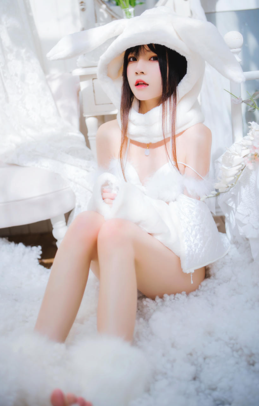 桜桃喵《小白兔》雪境萌兔纯洁写真图片以及视频资源合集 桜桃喵《小白兔》雪境萌兔纯洁写真图片以及视频资源合集