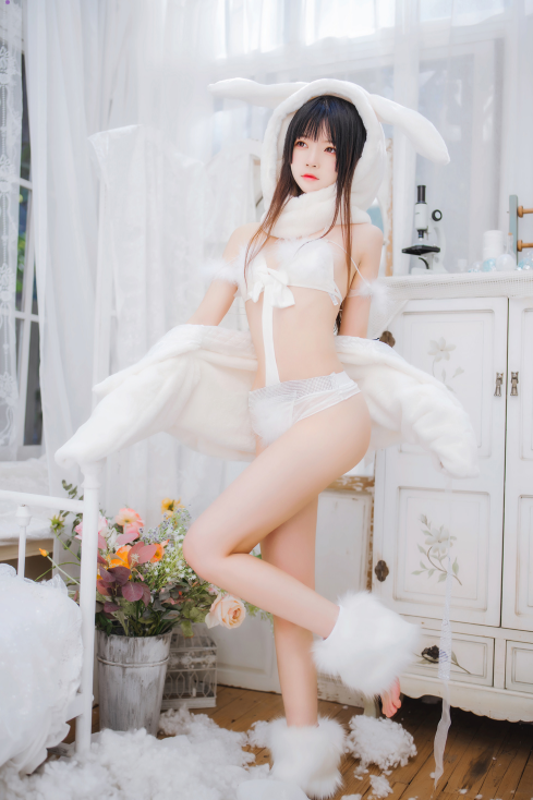 白丝萝莉控喵写真娇俏桜桃喵兔女郎写真图片以及视频合集下载