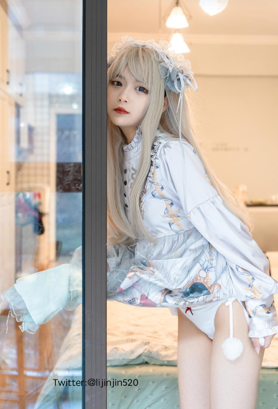 萝莉少女控 梦幻梨瑾瑾窗边纯欲写真图包合集下载 萝莉少女控 梦幻梨瑾瑾窗边纯欲写真图包合集下载