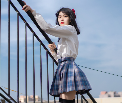 萝莉少女控 梦幻梨瑾瑾窗边纯欲写真图包合集下载 萝莉少女控 梦幻梨瑾瑾窗边纯欲写真图包合集下载