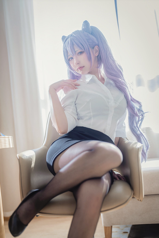 白丝美腿福利 清纯樱梨梨eriri眼镜娘私拍写真图片以及视频资源合集