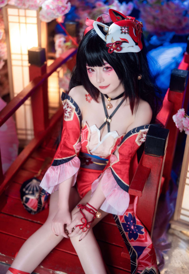 巨乳美女 猫猫大人的日记 纯美婚纱写真资源合集下载