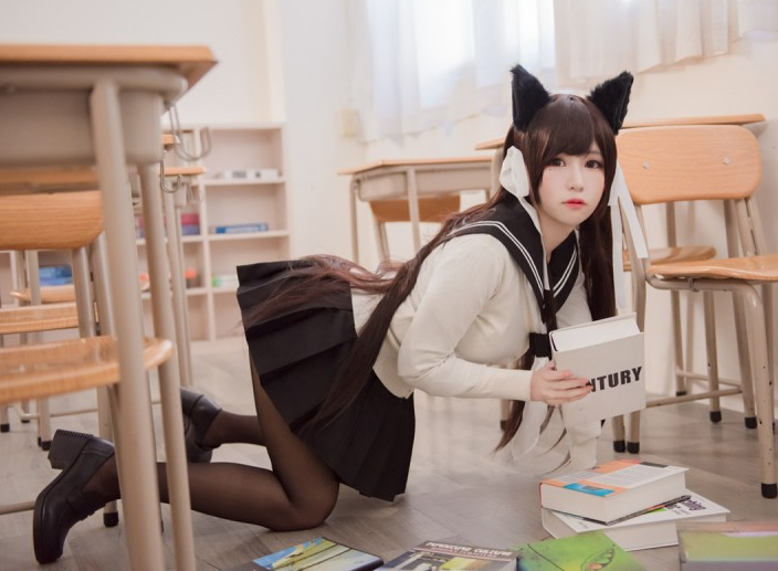 制服诱惑 呆萌白神泱教室猫娘写真图片以及视频合集 制服诱惑 呆萌白神泱教室猫娘写真图片以及视频合集