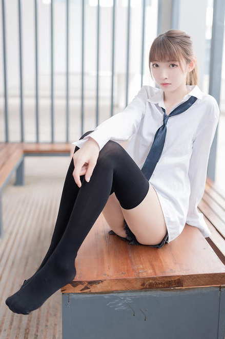 萝莉少女控 清新祖木子公园草地赤足写真图包合集下载 萝莉少女控 清新祖木子公园草地赤足写真图包合集下载