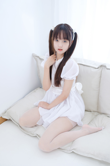 稚乖画册 新堂《团子》纯白居家萌系写真图片以及视频资源合集