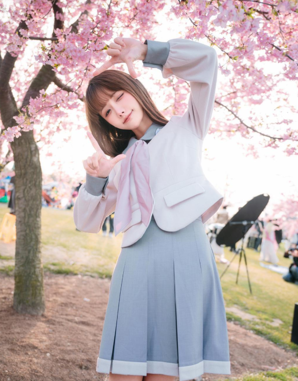 萝莉少女控 精灵紫氯氯复古猫耳娘写真图片以及视频合集