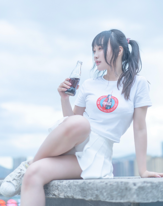 巨乳美女 耀眼脱尾巴Mizuki天台阳光写真资源合集下载 巨乳美女 耀眼脱尾巴Mizuki天台阳光写真资源合集下载