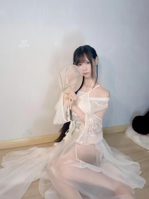 黑丝美腿福利 娇媚微密圈草莓粥粥门边私语写真图片以及视频资源合集 黑丝美腿福利 娇媚微密圈草莓粥粥门边私语写真图片以及视频资源合集