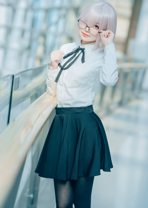 丝袜少女控 眼镜娘这个泡泡就是逊啦学妹玛修Cosplay写真图片以及视频资源合集