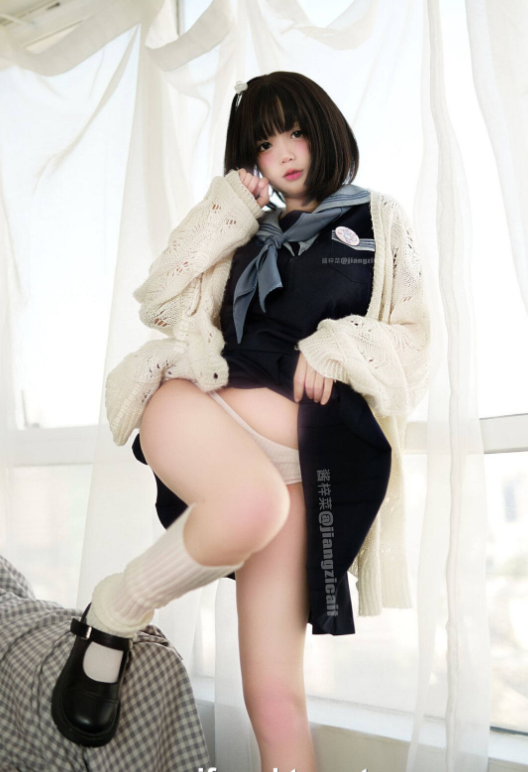 萝莉少女控 制服诱惑 酱梓菜私房写真图片以及视频资源合集下载