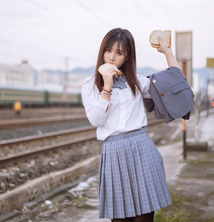 丝袜少女控 清纯镜酱铁道少女写真图片以及视频资源合集下载 丝袜少女控 清纯镜酱铁道少女写真图片以及视频资源合集下载