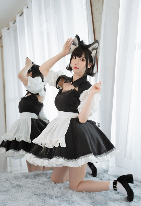 白丝美腿福利 可爱 面饼仙儿 猫娘女仆写真套图合集下载