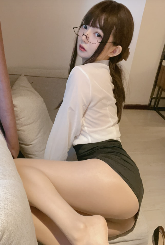 制服诱惑 俏皮51酱兽耳OL写真图片以及视频合集下载