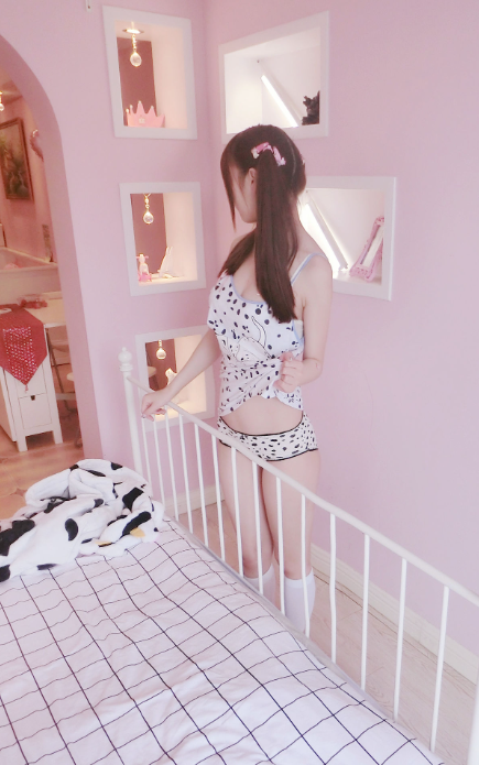 H工口赛高《甜心萌妹 牛奶背心》私房梦幻活力写真套图合集下载 H工口赛高《甜心萌妹 牛奶背心》私房梦幻活力写真套图合集下载