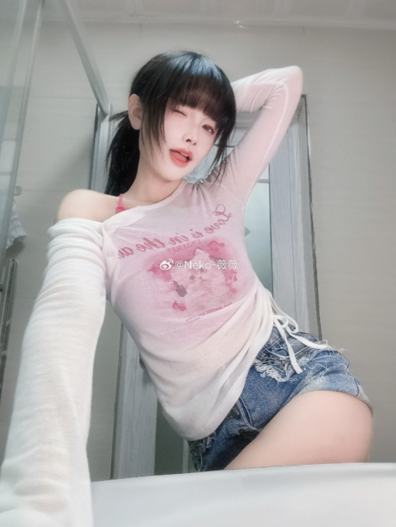 白丝美腿福利 甜美neko薇薇梦幻洋装写真图片以及视频合集下载 白丝美腿福利 甜美neko薇薇梦幻洋装写真图片以及视频合集下载