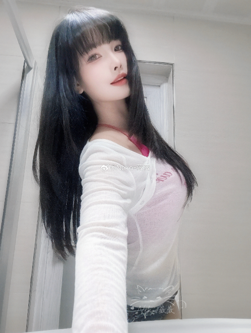 白丝美腿福利 甜美neko薇薇梦幻洋装写真图片以及视频合集下载