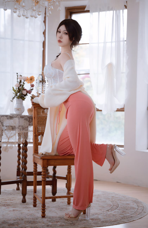 一北亦北《初秋》窗边慵懒温柔写真图包合集下载 一北亦北《初秋》窗边慵懒温柔写真图包合集下载