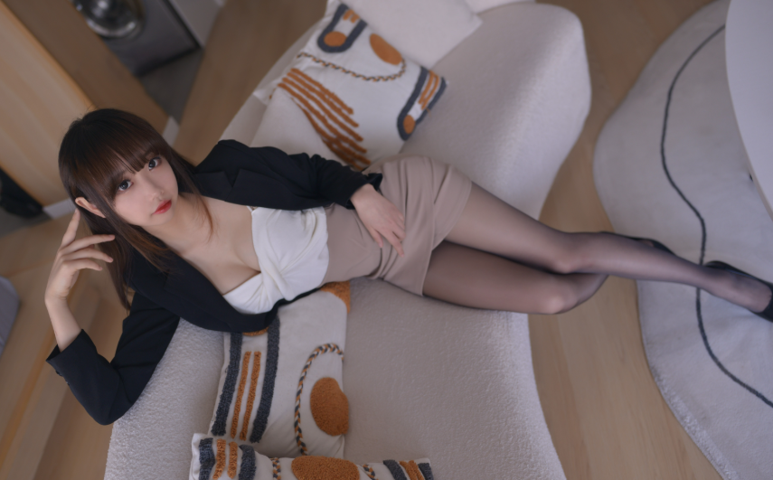 喵糖映画 赏美《OL后辈出差第一天》差旅诱惑慵懒写真图包合集下载 喵糖映画 赏美《OL后辈出差第一天》差旅诱惑慵懒写真图包合集下载