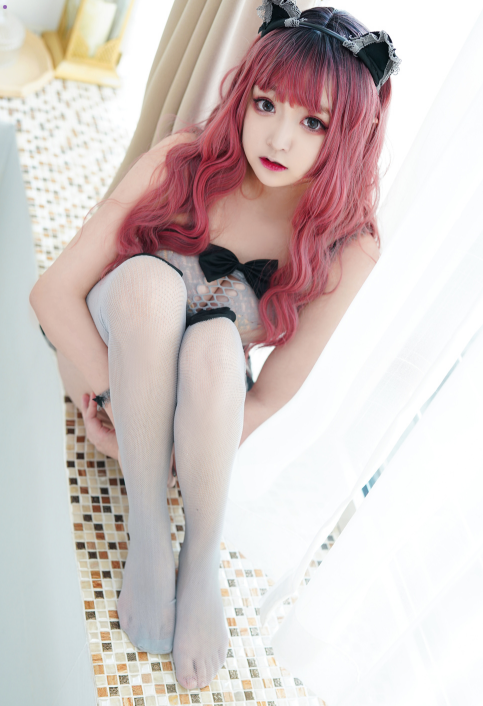 恩田直幸《小灰猫》窗台魅影娇羞写真资源合集下载 恩田直幸《小灰猫》窗台魅影娇羞写真资源合集下载