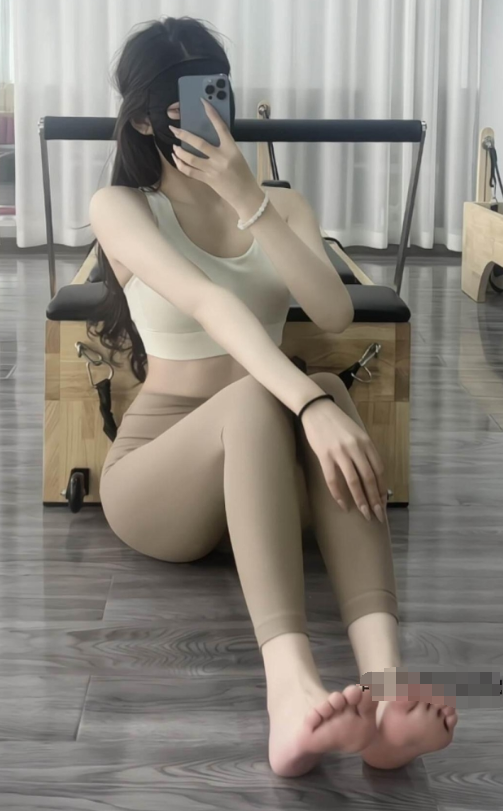 岛遇 抖音 关关雎鸠《普拉提之约》健身房柔韧写真资源合集下载 岛遇 抖音 关关雎鸠《普拉提之约》健身房柔韧写真资源合集下载