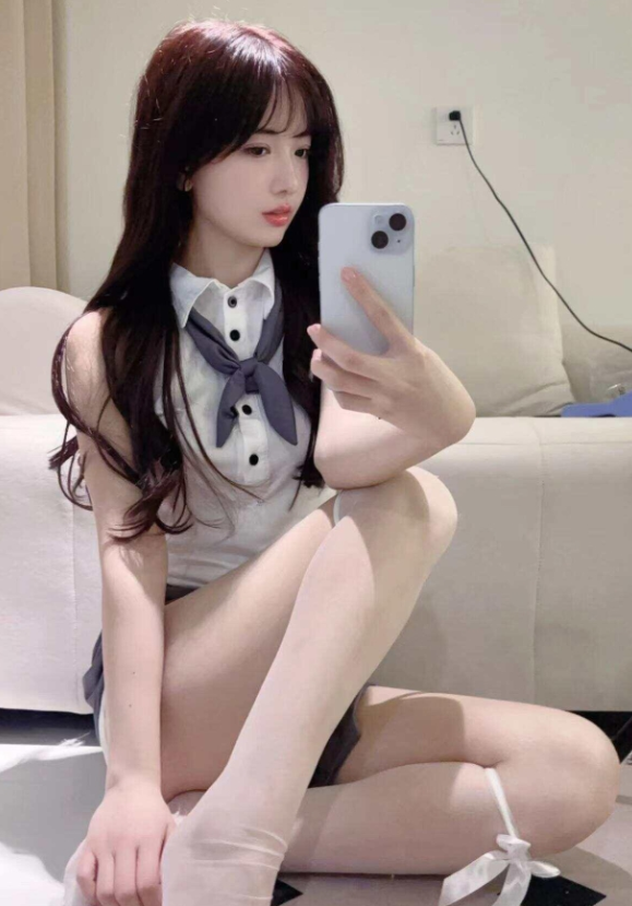 秘语空间 小霞佩奇《JK白丝の镜语》清纯制服甜美写真图片以及视频合集下载 秘语空间 小霞佩奇《JK白丝の镜语》清纯制服甜美写真图片以及视频合集下载