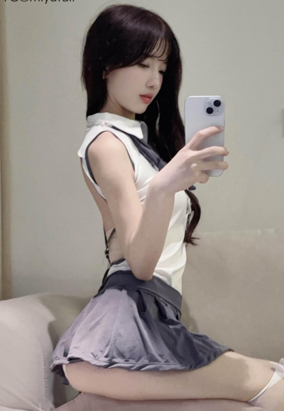 秘语空间 小霞佩奇《JK白丝の镜语》清纯制服甜美写真图片以及视频合集下载