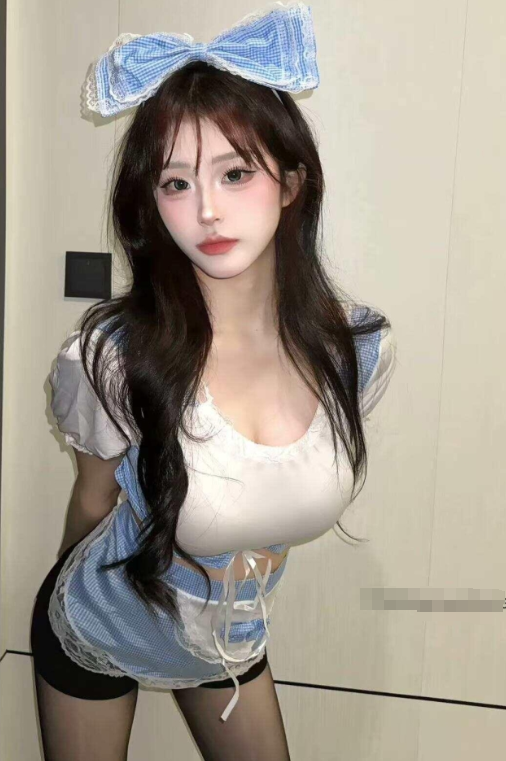 岛遇 抖音 强妈《冷艳魅惑》及黑丝御姐高冷写真图片以及视频合集下载