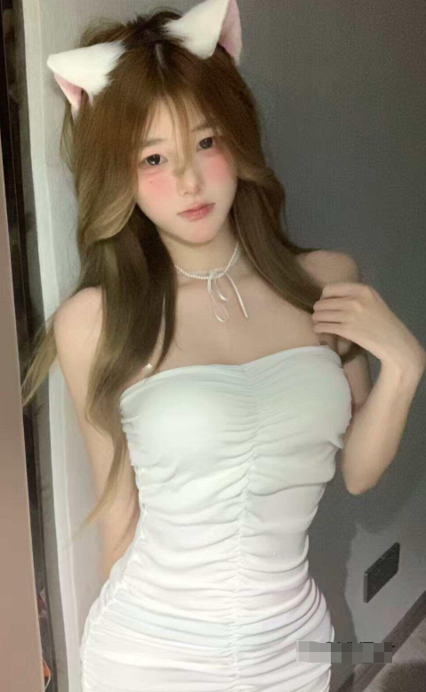 岛遇 抖音 蛋蛋梦《甜心女仆的镜前私语》娇俏自拍写真图片以及视频合集下载