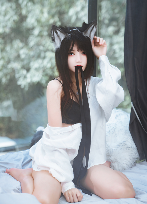 喵写真 桜桃喵《狼来了01》床边私密魅惑写真图片以及视频资源合集