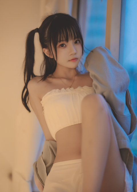 喵写真 桜桃喵《碎星》窗边梦幻唯美写真图片以及视频资源合集 喵写真 桜桃喵《碎星》窗边梦幻唯美写真图片以及视频资源合集