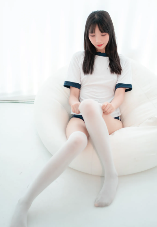 萝莉少女控 西瓜少女 的 白丝体操服写真写真资源合集下载