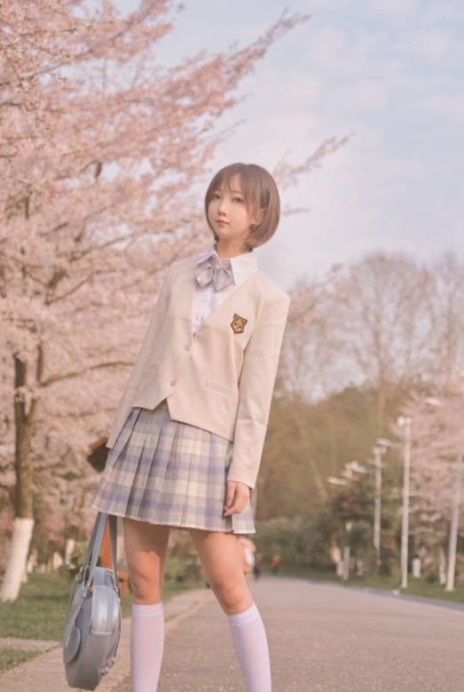 名濑弥七《樱花少女》学院风白丝诱惑写真套图资源合集下载 名濑弥七《樱花少女》学院风白丝诱惑写真套图资源合集下载